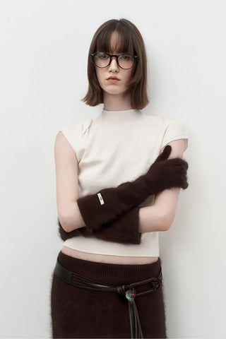 Luxe Otter Fur Gloves - Vintage-Inspired Five-Finger Design - 4inme 