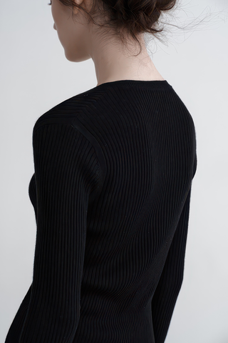Simple V-Neck Wool Knit Pullover - 4inme 